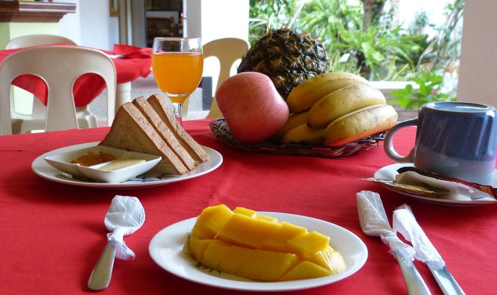 Island Jewel Inn Manoc-Manoc Bagian luar foto