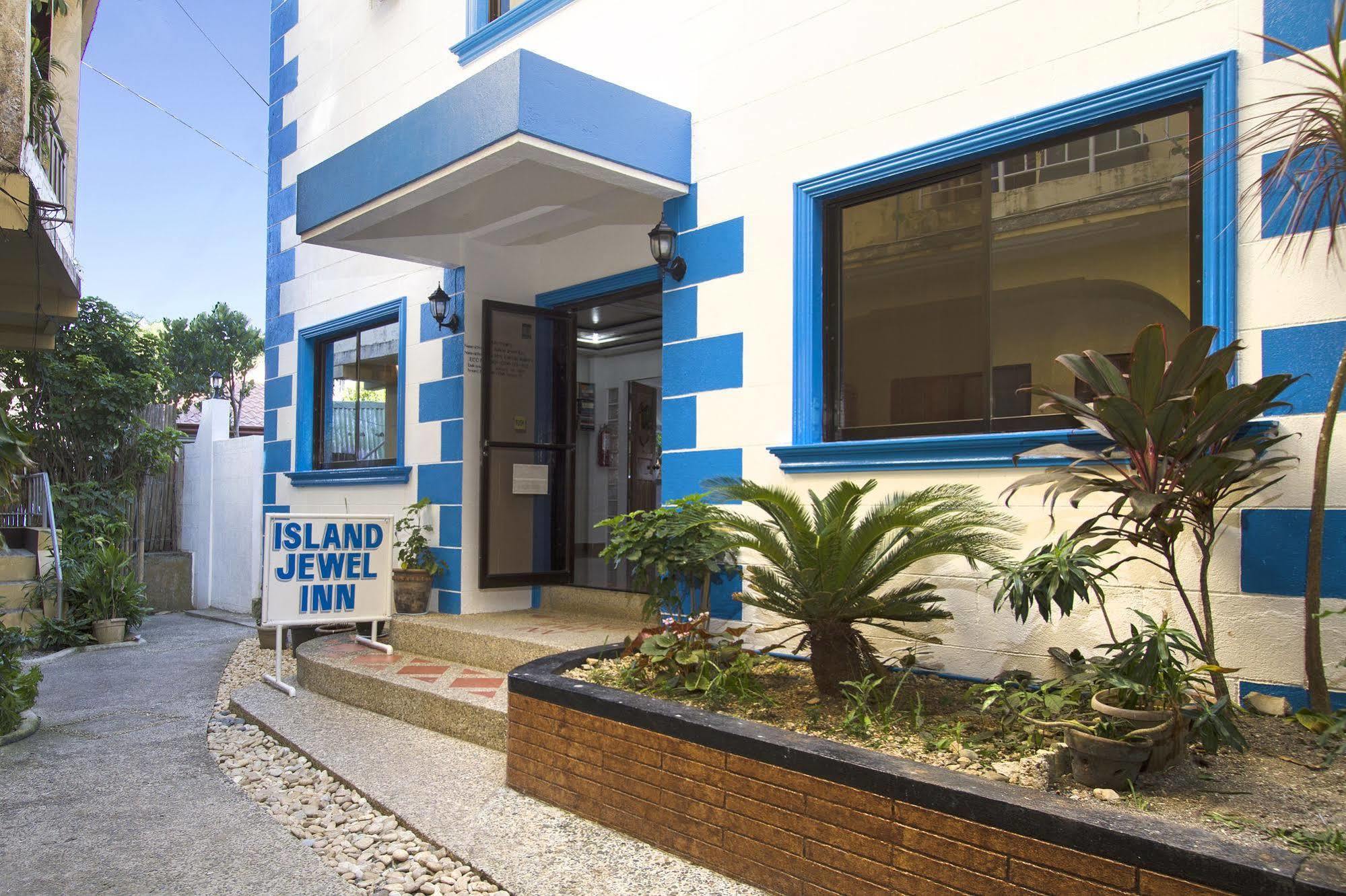 Island Jewel Inn Manoc-Manoc Bagian luar foto