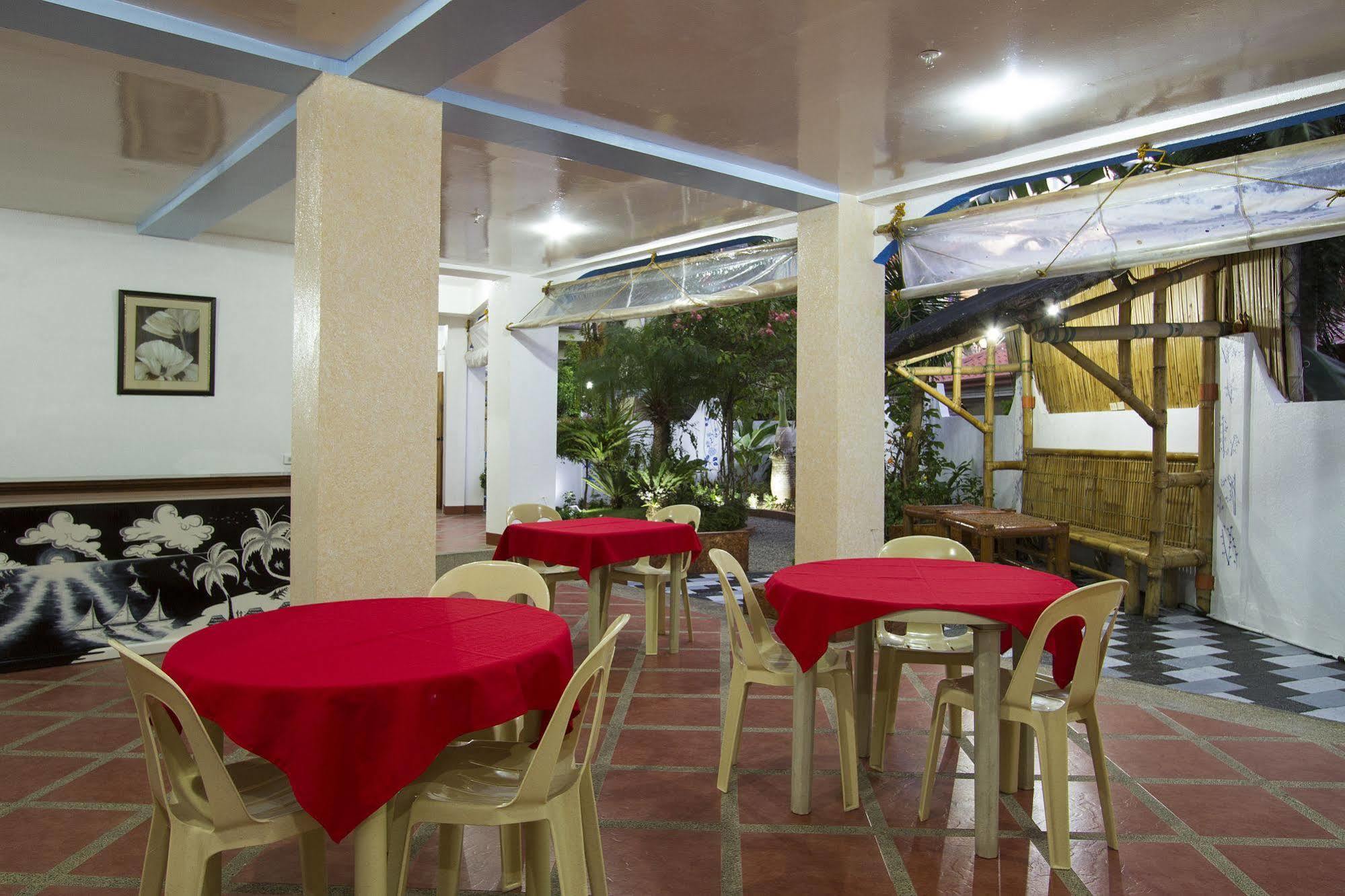 Island Jewel Inn Manoc-Manoc Bagian luar foto
