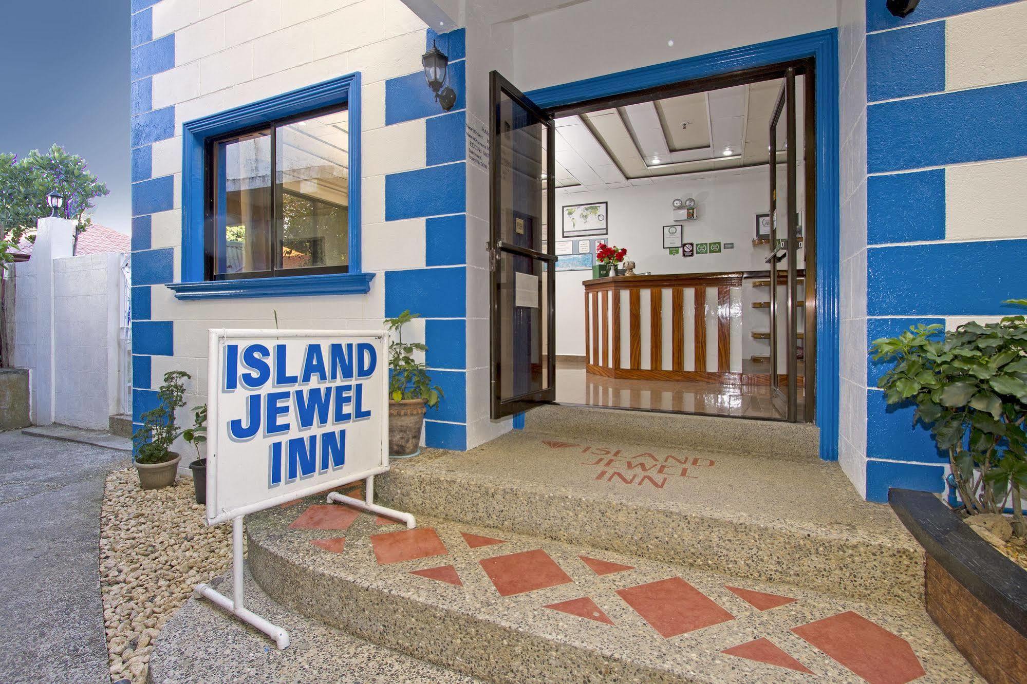 Island Jewel Inn Manoc-Manoc Bagian luar foto